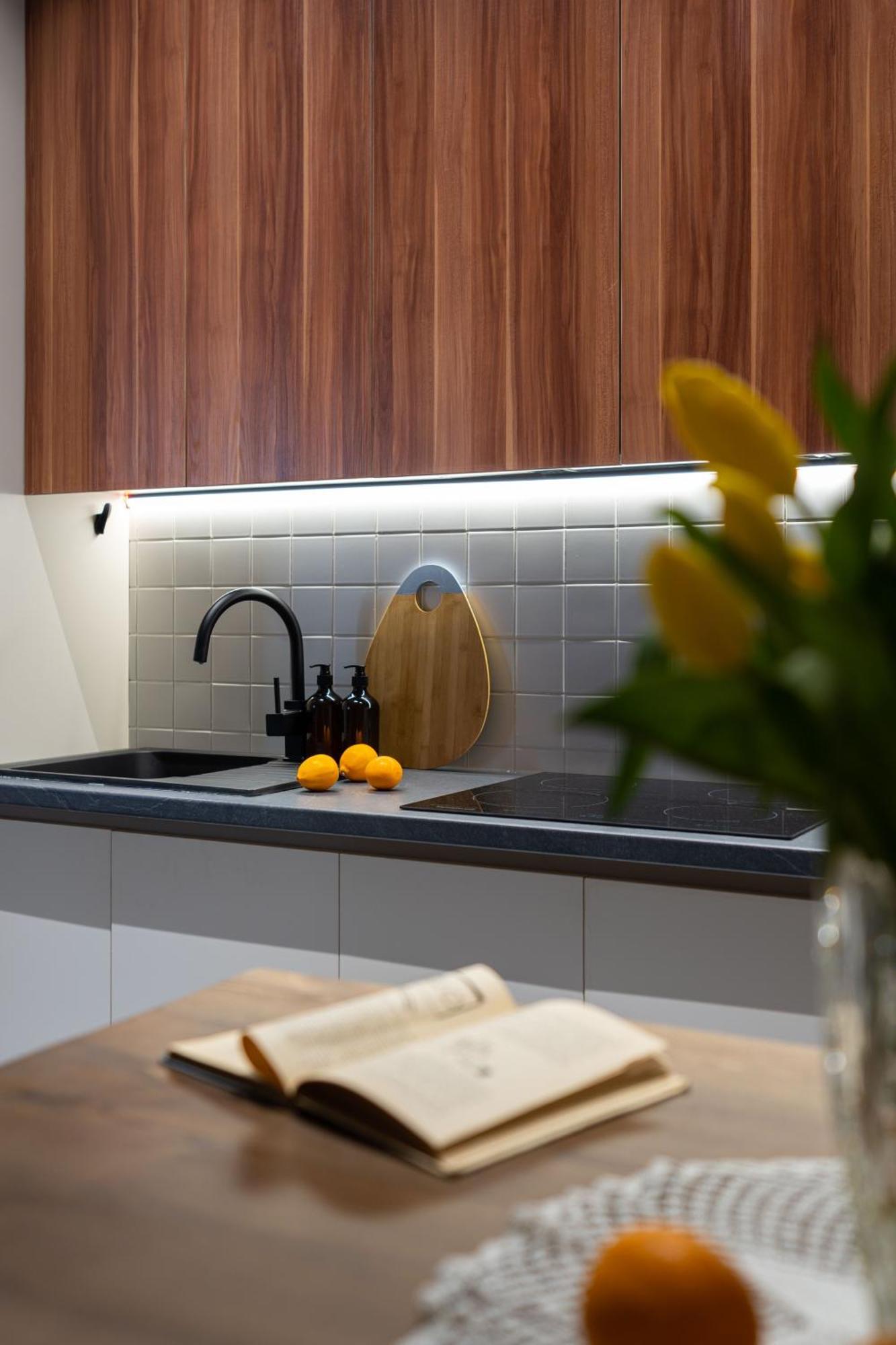 Oybek Nrg 48 I Stylish & Modern Apartment Ташкент Экстерьер фото